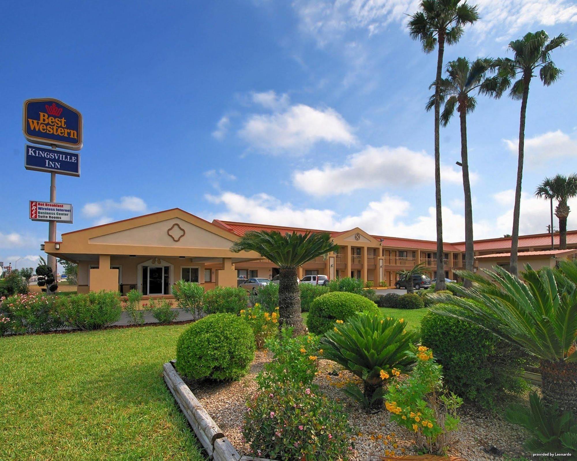 Americas Best Value Inn Kingsville Bagian luar foto