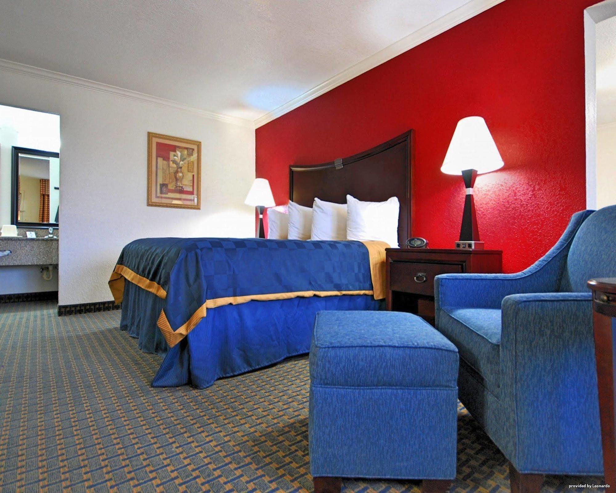 Americas Best Value Inn Kingsville Bagian luar foto